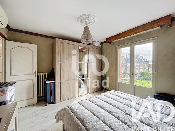 Immeuble à vendre 253 m² Fougères