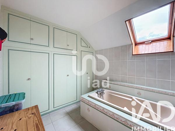 Immeuble à vendre 253 m² Fougères