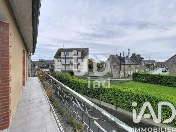 Immeuble à vendre 253 m² Fougères