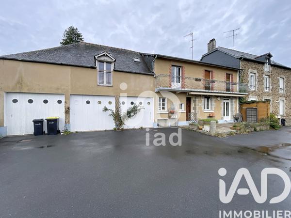 Immeuble à vendre 253 m² Fougères