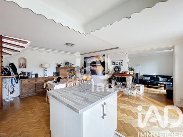 Immeuble à vendre 253 m² Fougères