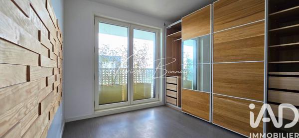 Location appartement 4 pièces 75 m² Nanterre