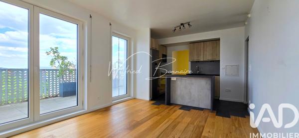 Location appartement 4 pièces 75 m² Nanterre