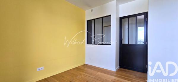 Location appartement 4 pièces 75 m² Nanterre