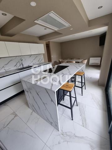 Maison 6 pièce(s) 187 m2 Le pontet