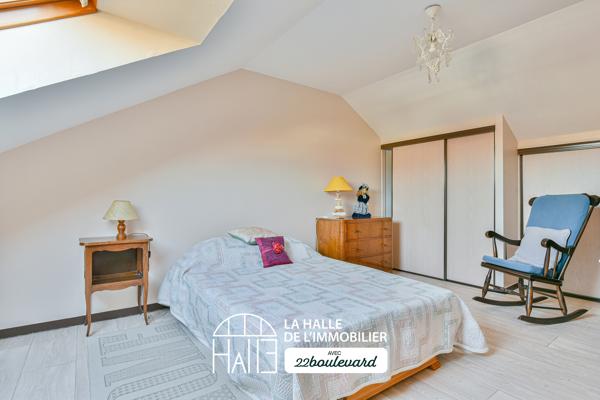 Maison
         7 pièces
        - 147 m² Exclusivité 249 900 €*