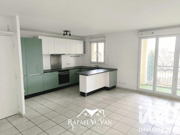 Location appartement 3 pièces 64 m² Neuilly-sur-Marne