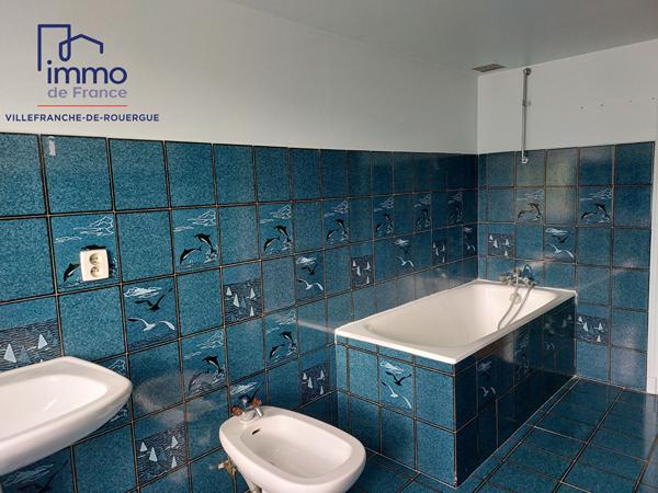 Maison de hameau avec terrain à proximité