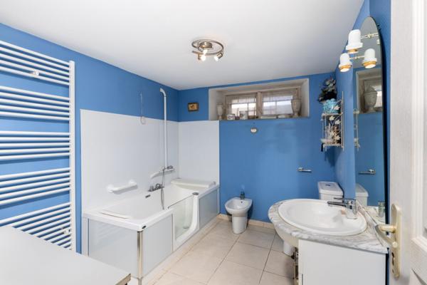 Maison traditionnelle T5 156 m2 avec jardin