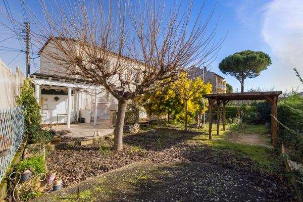 Maison traditionnelle T5 156 m2 avec jardin