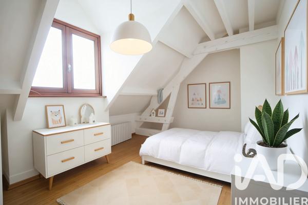 Maison à vendre 10 pièces 215 m² Fère-Champenoise