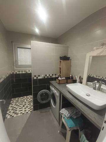 Villa plain-pied en bord de mer.