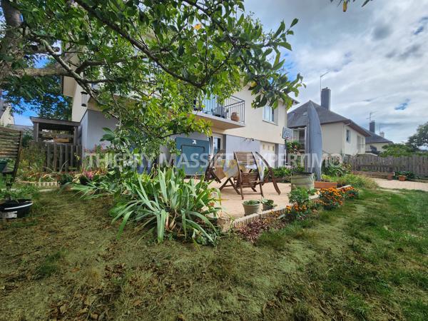 MAISON FAMILIALE 6 CHAMBRES 167 M2 - JARDIN AVEC PISCINE HORS SOL