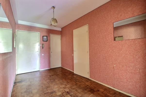 Marseille (13009) Résidence le floralia, grand appartement T379m2 avec balcon, véranda et parking