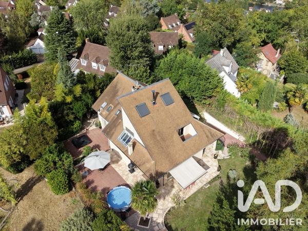 Maison à vendre 8 pièces 240 m² Villennes-sur-Seine