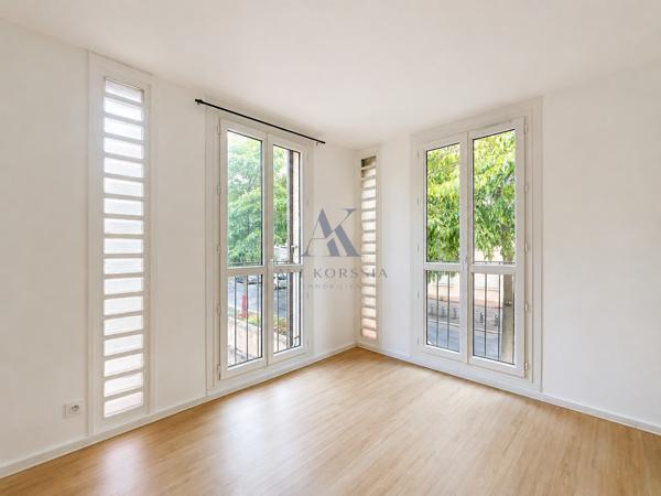 Villeurbanne – Appartement T4 72 m², 3 chambres avec parking et cave
