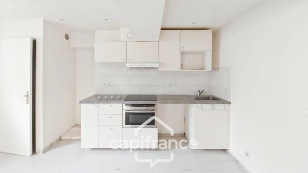 Boissy-Saint-Léger-A vendre studio 25,19 m2-5mn Mairie-10 mn RER A-Proche commerces-Idéal Investisseur ou 1er achat
