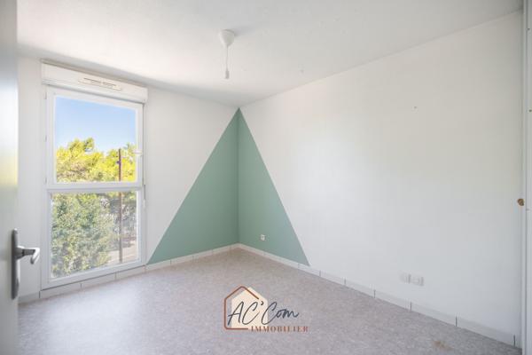 MARSEILLE 13013 – DOMAINE DES FLEURS – T4 DE 78 M² – TERRASSE PLEIN SUD + 2 PARKINGS EN SOUS-SOL EN SUS