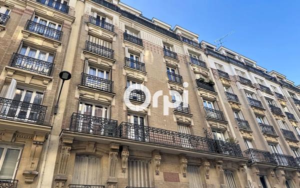Appartement à vendre    3 pièces • 54,54 m2 Paris 15