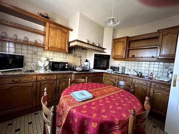 Jolie Maison Challuy 5 pièce(s) 132.90 m2