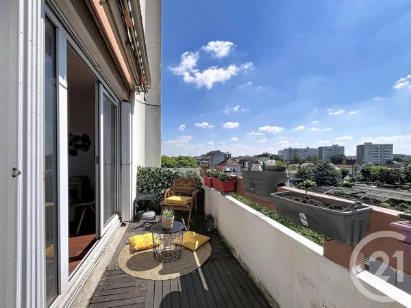 Appartement F3 à vendre  3 pièces - 71 m 2   CHATOU  - 78