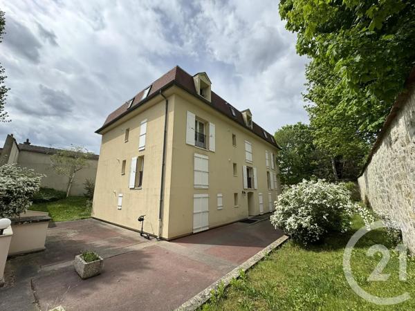 Appartement 2 Pièces à vendre  2 pièces - 61 m 2   FONTAINEBLEAU  - 77