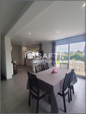 Maison en lotissement avec beau terrain !