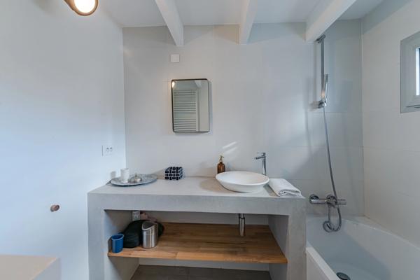 Marseille 7ᵉ – Corniche Kennedy | Villa confidentielle avec vue mer panoramique