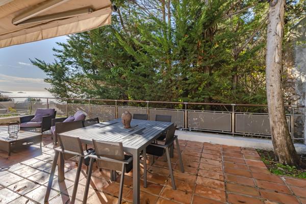 Marseille 7ᵉ – Corniche Kennedy | Villa confidentielle avec vue mer panoramique