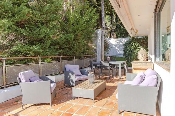 Marseille 7ᵉ – Corniche Kennedy | Villa confidentielle avec vue mer panoramique