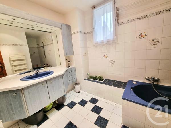 Maison à vendre  7 pièces - 225 m 2   ROCHEFORT EN YVELINES  - 78