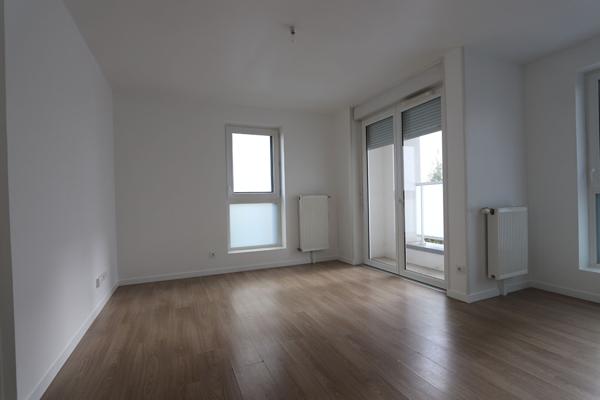 ORLEANS - PROCHE GARE - Appartement  3 pièces 57 m2 - entièrement repeint + cuisine neuve