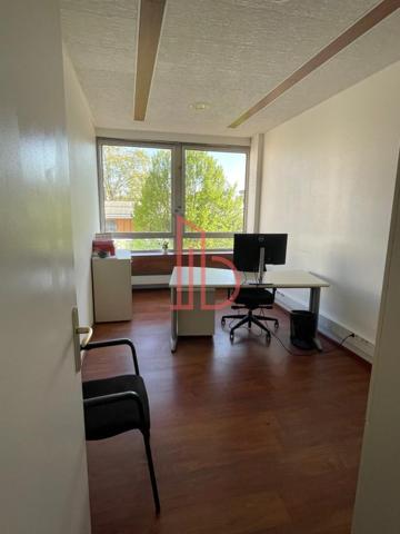 Bureau de 919 m² à vendre à Bordeaux Boulevards