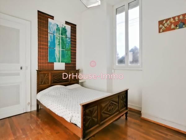 Immeuble à vendre 10 pièces de 256 m²