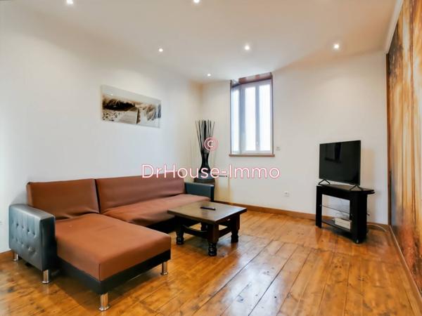 Immeuble à vendre 10 pièces de 256 m²