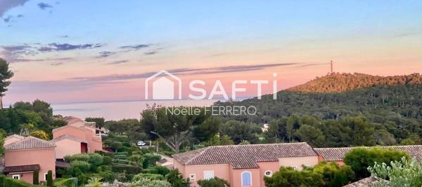 Villa 86 m2 dans un cadre arboré et serein avec vue mer exceptionnelle