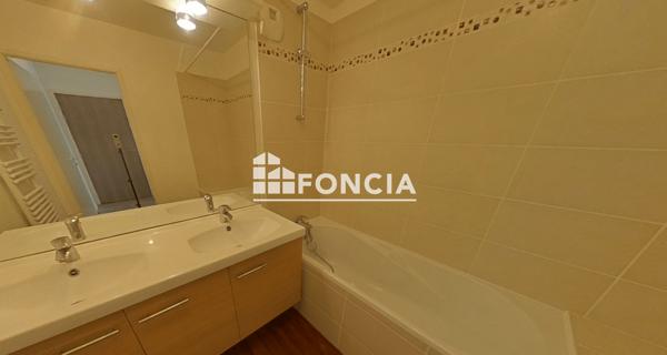 Location Appartement 3 pièces 58.6 m² - Lanester 56600