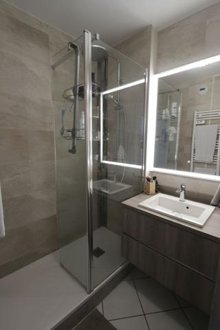 Vente
                Appartement73,6 m² - 3 Pièces -
                    ORLEANS (45100)