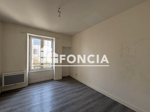 Location Appartement 3 pièces 47.19 m² - 47 RUE DU COQ ST MARCEAU Orleans 45100