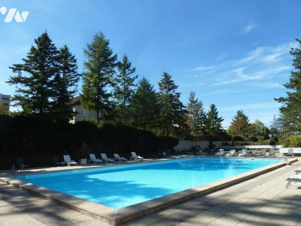  Appartement  type IV, rue Isabelle de Portugal, avec garage, dans résidence avec piscine