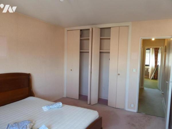  Appartement  type IV, rue Isabelle de Portugal, avec garage, dans résidence avec piscine