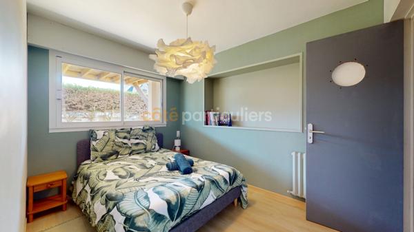 Vente
                Maison260 m² - 8 Pièces -
                    BREHAL (50290)