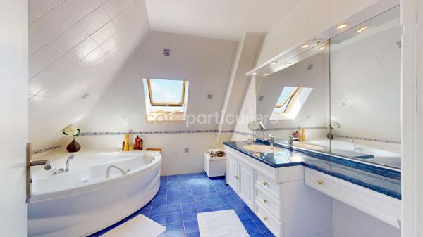 Vente
                Maison260 m² - 8 Pièces -
                    BREHAL (50290)