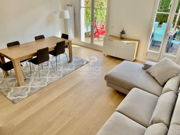 Maison 6 pièce(s) meublé- Saint-Nom-La-Bretèche Loyer 2 400 €/mois **  - Référence  18957