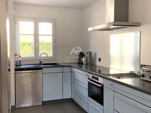 Maison 6 pièce(s) meublé- Saint-Nom-La-Bretèche Loyer 2 400 €/mois **  - Référence  18957