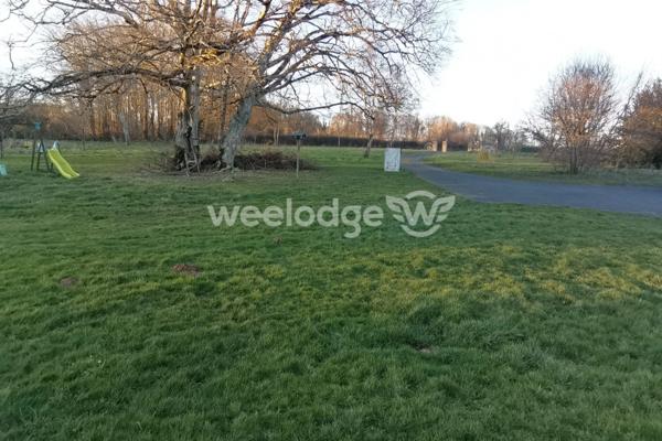 Maison à vendre 9 pièces de 283 m² à Saint-Agnant-de-Versillat