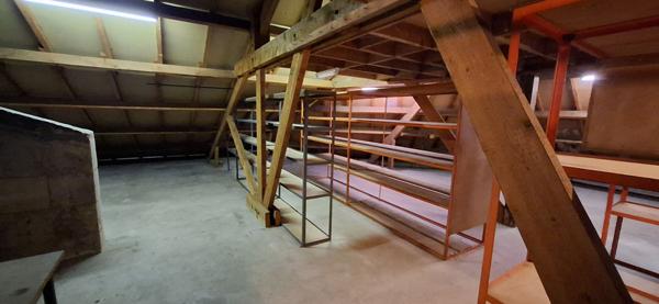 LOCAL PROCHE SOISSONS