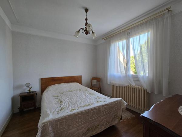 Maison Sainte Genevieve Des Bois 6 pièce(s) 111 m2