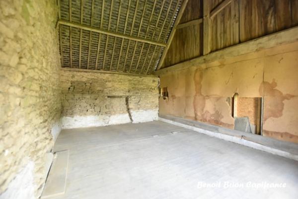 Maison en pierre à rénover – Fort potentiel d’environ 200 m² – Saint-Brice-de-Landelles 50 Normandie