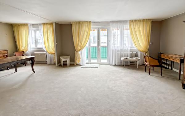 Appartement à vendre    3 pièces • 86,96 m2 Orléans